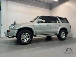 1995 Toyota Hilux Surf SSR-G full