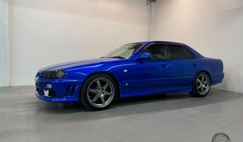 2000 Nissan Skyline GTT Sedan full