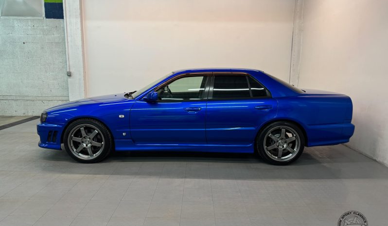 2000 Nissan Skyline GTT Sedan full