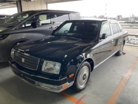 2000 Toyota Century V12