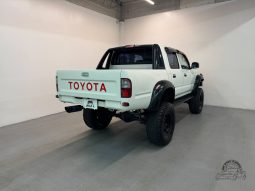 1999 Toyota Hilux Sports Pickup full