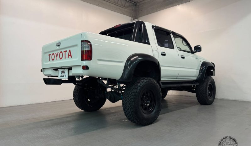 1999 Toyota Hilux Sports Pickup full