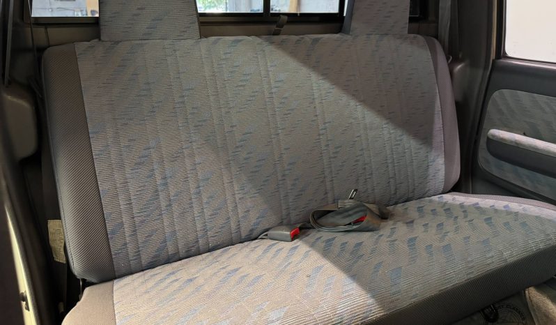 1999 Toyota Hilux Sports Pickup full