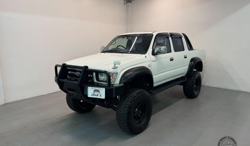 1999 Toyota Hilux Sports Pickup full