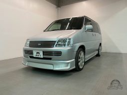 2000 Honda StepWgn Ultra full