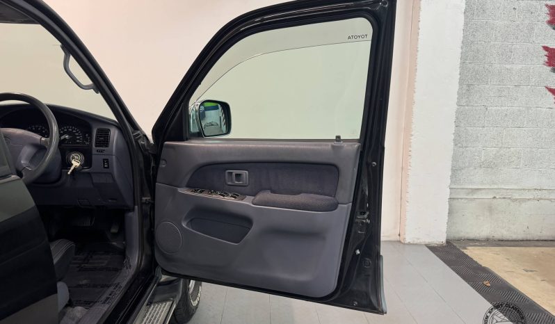 1998 Toyota Hilux Surf SSR-V Limited full