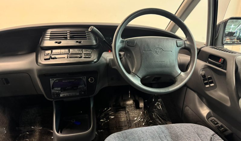 1996 Toyota Estima Lucida 4WD full