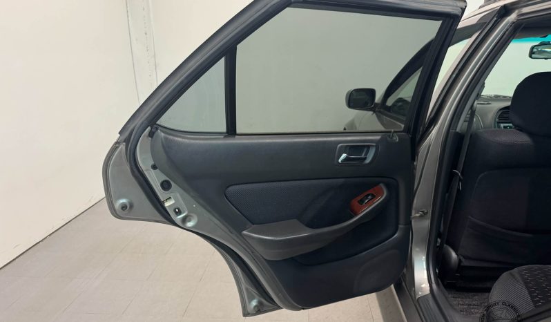 1999 Honda Accord SiR Wagon full