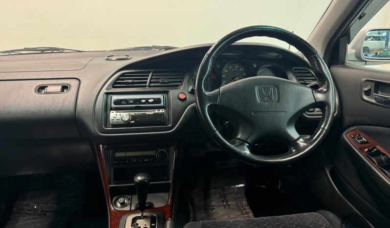 1999 Honda Accord SiR Wagon full