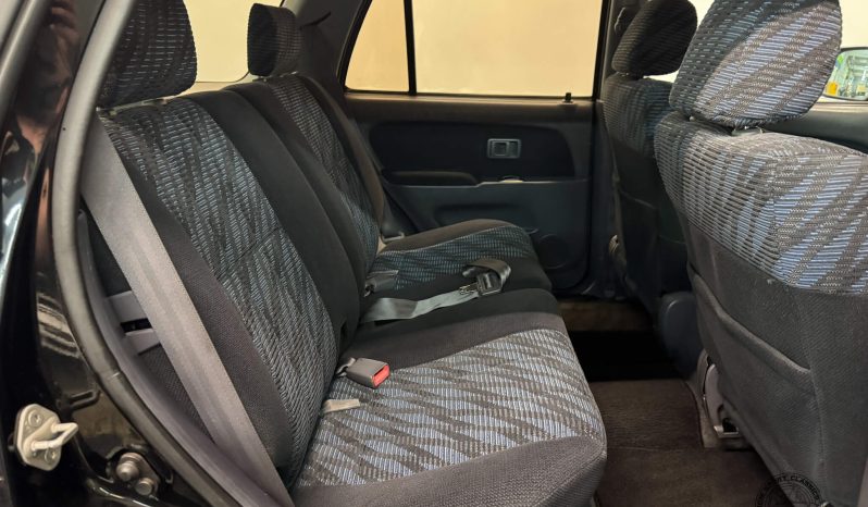 1999 Toyota Hilux Surf SSR-X V-Selection full