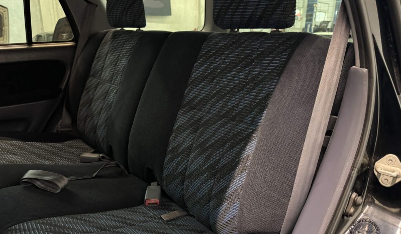 1999 Toyota Hilux Surf SSR-X V-Selection full