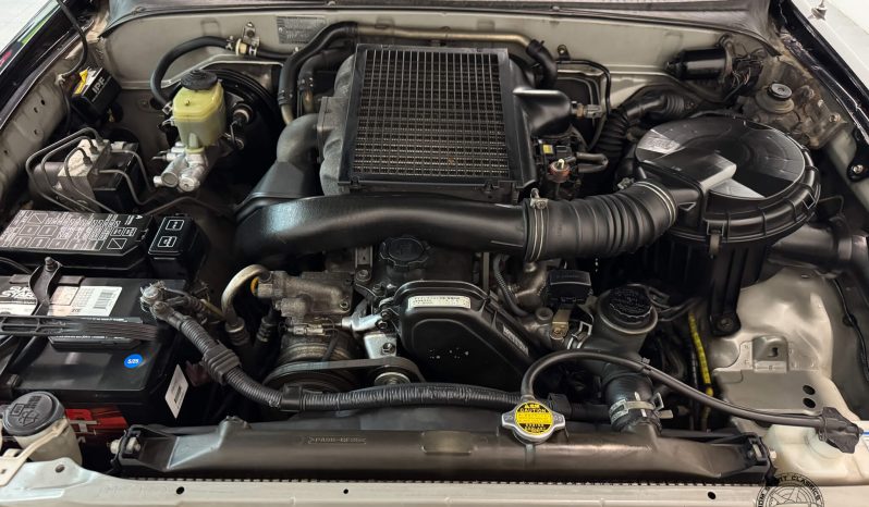 1999 Toyota Hilux Surf SSR-X V-Selection full