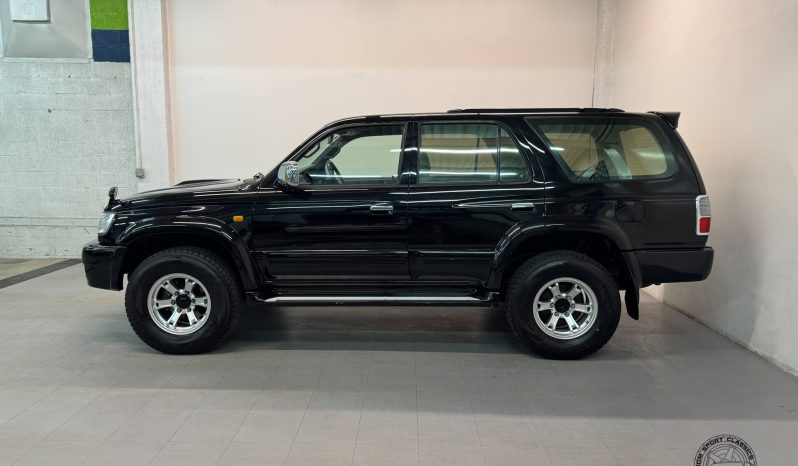 1999 Toyota Hilux Surf SSR-X V-Selection full