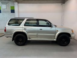 1999 Toyota Hilux Surf SSR-X V-Selection full