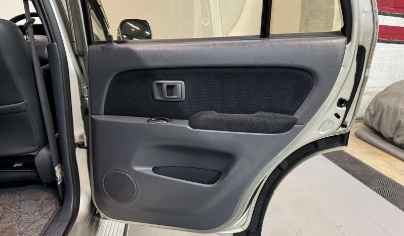 1999 Toyota Hilux Surf SSR-X V-Selection full