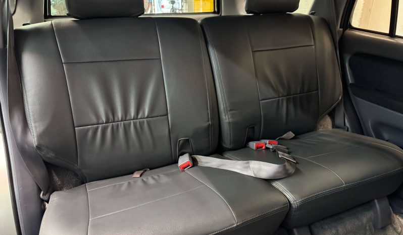 1999 Toyota Hilux Surf SSR-X V-Selection full