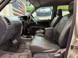 1999 Toyota Hilux Surf SSR-X V-Selection full