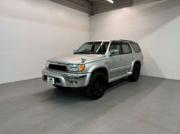 1999 Toyota Hilux Surf SSR-X V-Selection full