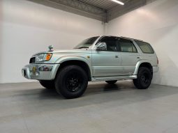 1999 Toyota Hilux Surf SSR-X V-Selection full