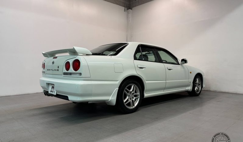 2000 Nissan Skyline 25GT-X Sedan full