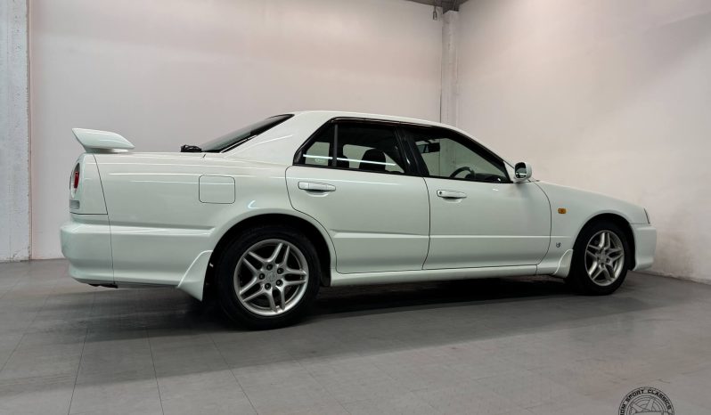 2000 Nissan Skyline 25GT-X Sedan full