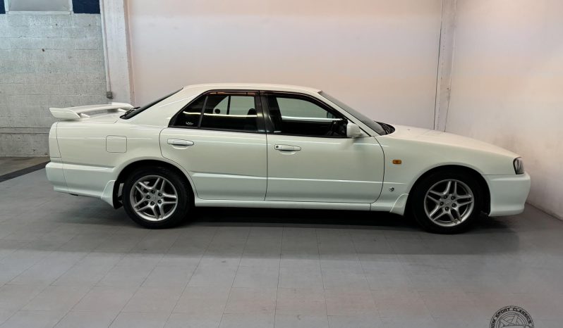 2000 Nissan Skyline 25GT-X Sedan full