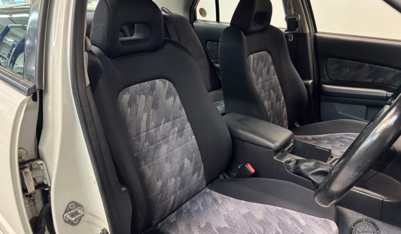 2000 Nissan Skyline 25GT-X Sedan full