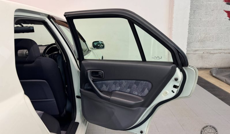 2000 Nissan Skyline 25GT-X Sedan full