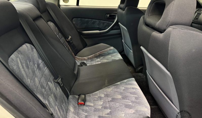 2000 Nissan Skyline 25GT-X Sedan full