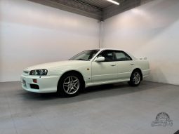 2000 Nissan Skyline 25GT-X Sedan full