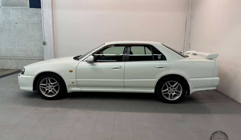 2000 Nissan Skyline 25GT-X Sedan full