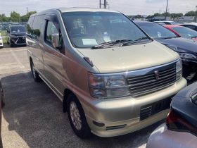 1998 Nissan Elgrand 4WD
