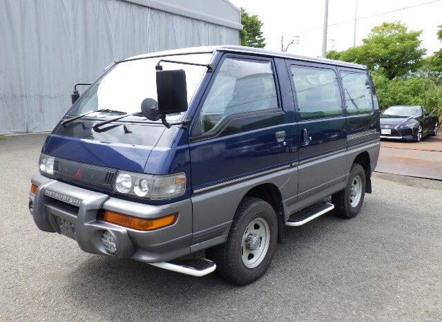 1998 Mitsubishi Delica Starwagon GLX full