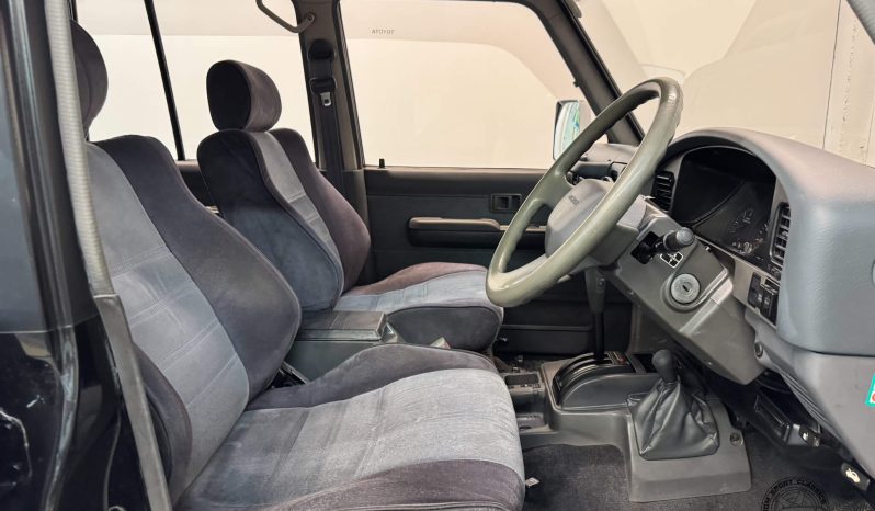 1993 Toyota Land Cruiser Prado EX full