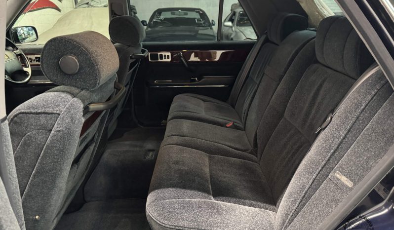 2000 Toyota Century V12 full