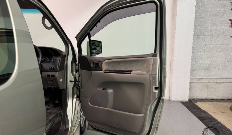 1998 Nissan Caravan Elgrand V 4WD full