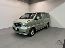 1998 Nissan Caravan Elgrand V 4WD full