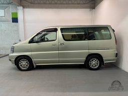 1998 Nissan Caravan Elgrand V 4WD full