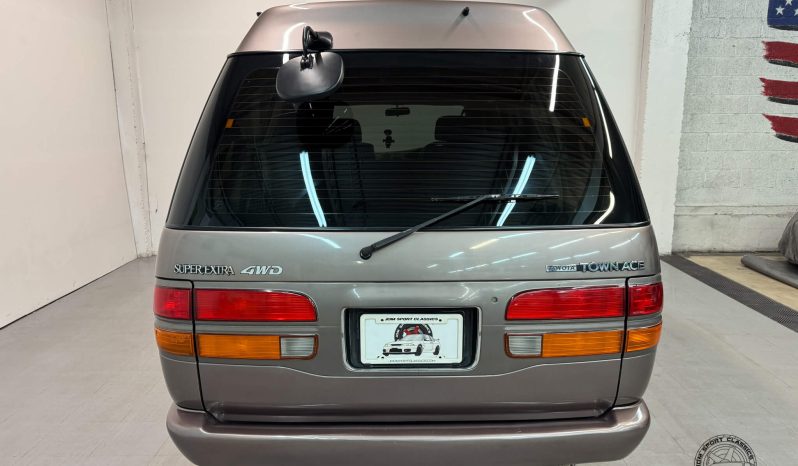 1994 Toyota TownAce Super Extra Skylite Roof full