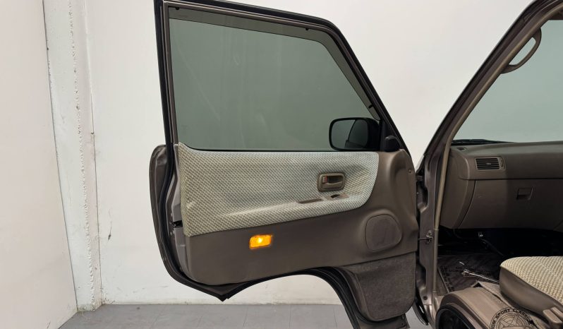 1994 Toyota TownAce Super Extra Skylite Roof full