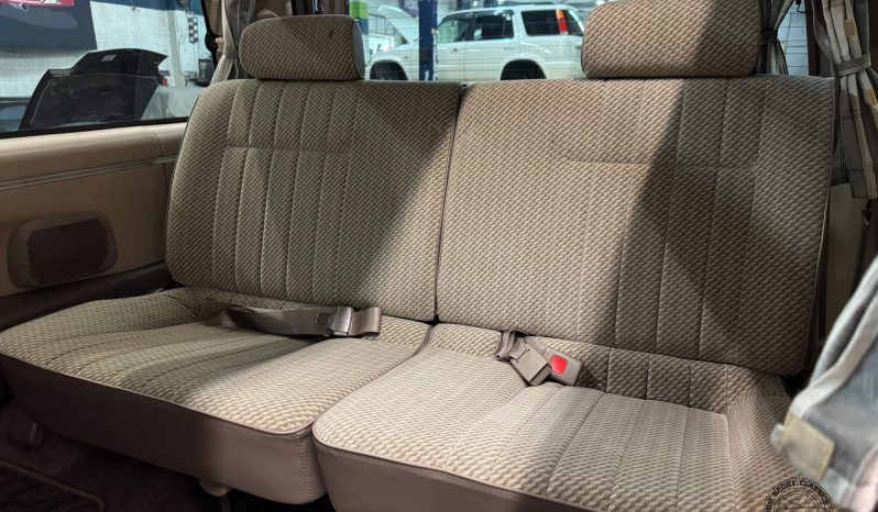 1994 Toyota TownAce Super Extra Skylite Roof full