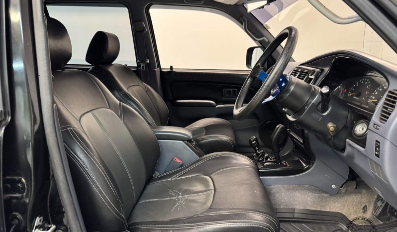 1996 Toyota Hilux Surf SSR-X full