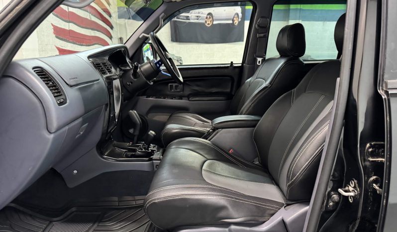 1996 Toyota Hilux Surf SSR-X full