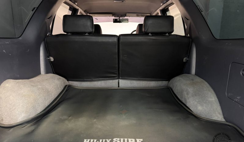 1996 Toyota Hilux Surf SSR-X full