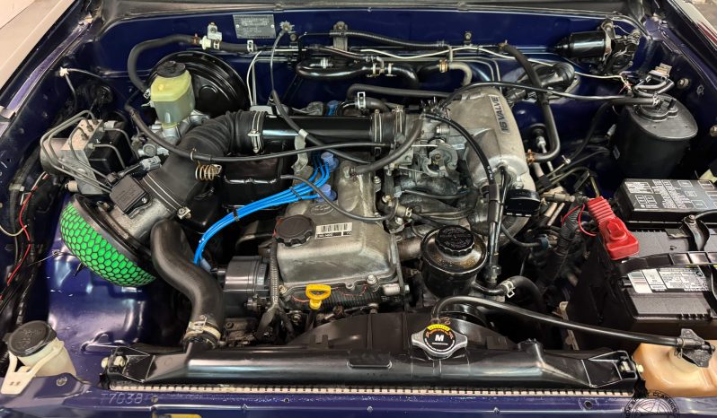 1996 Toyota Hilux Surf SSR-X full