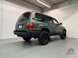1999 Toyota Land Cruiser VX Limited full