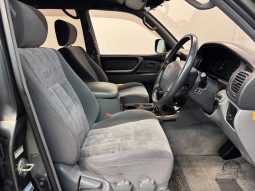 1999 Toyota Land Cruiser VX Limited full