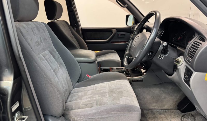 1999 Toyota Land Cruiser VX Limited full