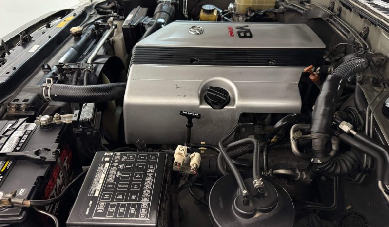 1999 Toyota Land Cruiser VX Limited full