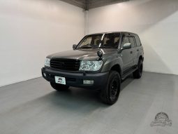 1999 Toyota Land Cruiser VX Limited full